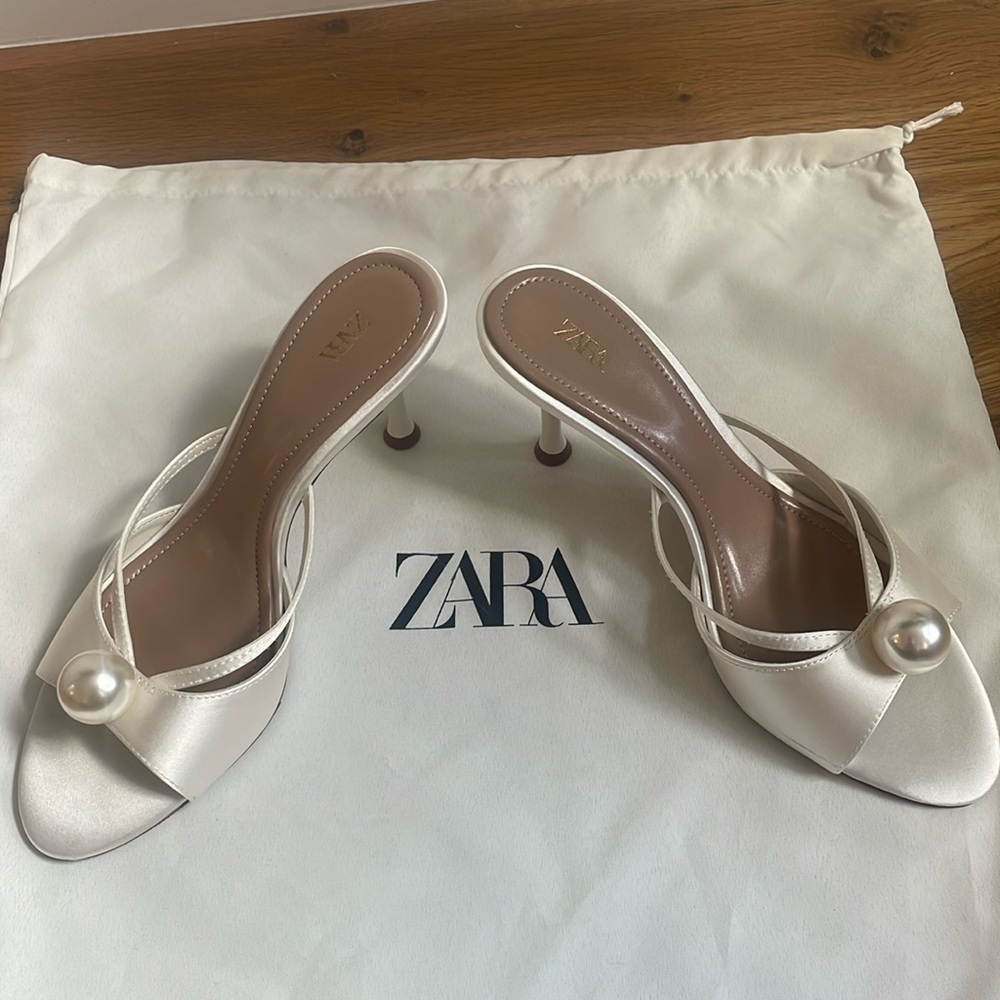 Never Worn Zara Bridal Heel with Pearl